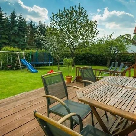 Nyaraló In Mit Grossem Garten *